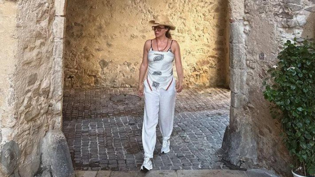 Борислав Михайлов и съпругата му Мария Петрова се наслаждават на