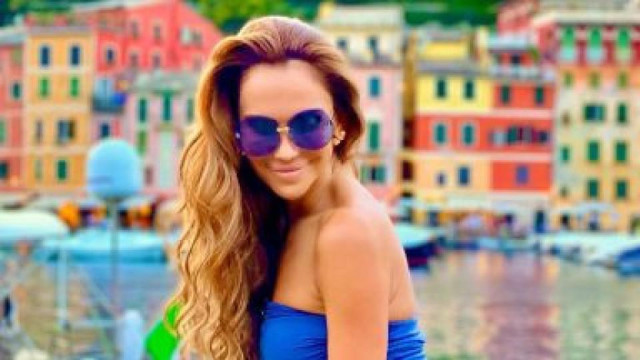 Чак на морето отиде Ивайла Бакалова но продължава да се