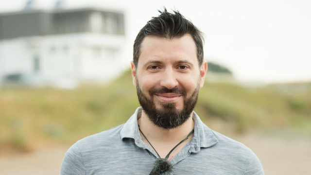 Мартин Николов Елвиса попиля бившата си Йоана Най одумваният герой в Ергенът