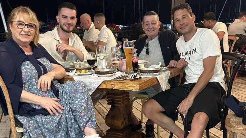 Марги Хранова почива в Балчик със синове, снахи и внуци