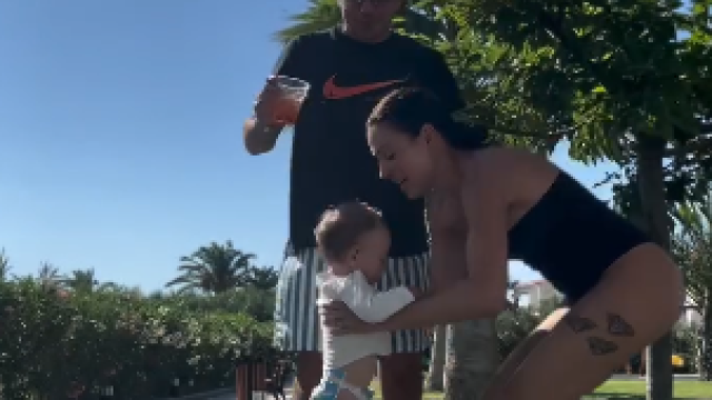 Шампионката по лека атлетика Ивет Лалова показа умения извън пистата