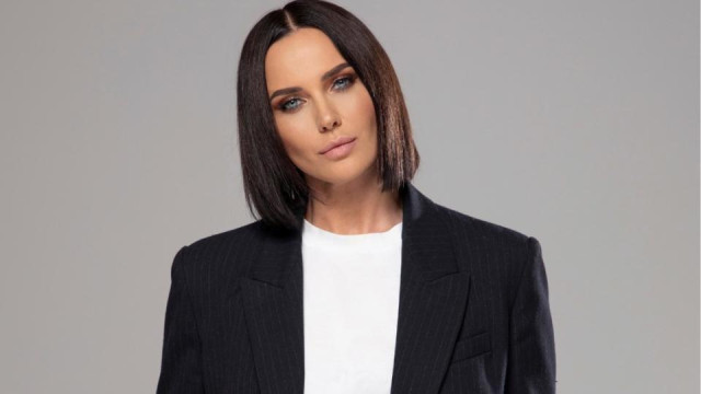 Нов джип си е купила Мария Силвестър пише България Днес