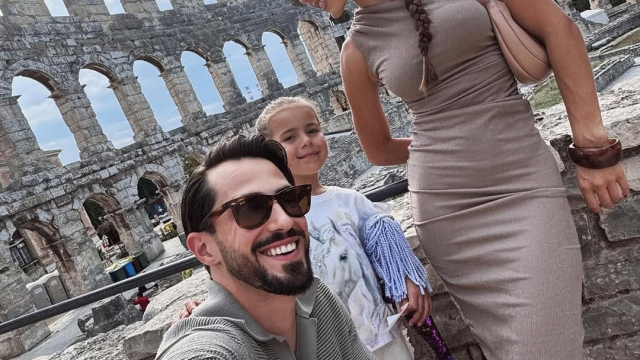 Актьорът си публикува снимки от Хърватия и по точно от Амфитеатъра