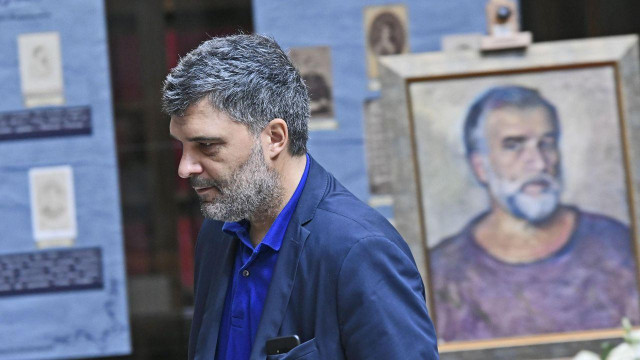 Внукът на Тодор Живков с емоционални обаждания до няколко човека