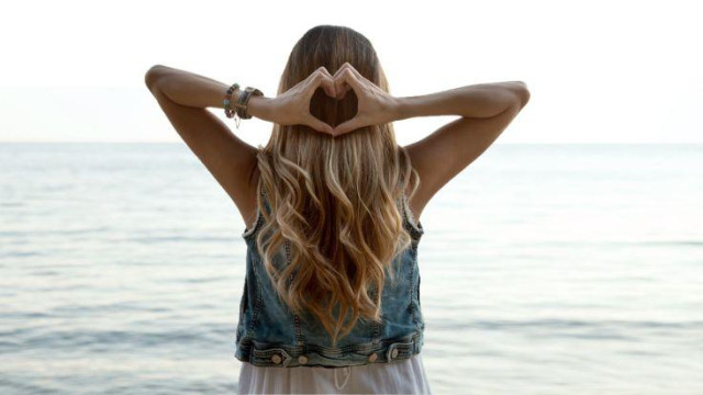 Удължената коса е не просто красива визия – тя е