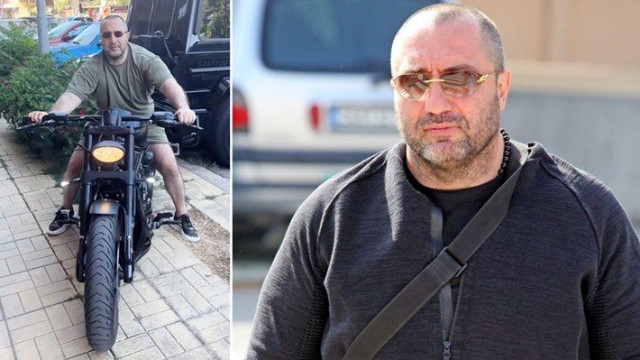 Димитър Желязков по известен като Митьо Очите се глези с нов