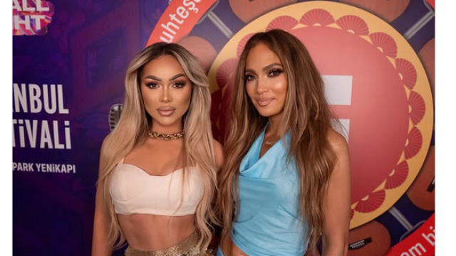 Мис Плеймейт 2017 Нора Недкова брои 5 бона за среща