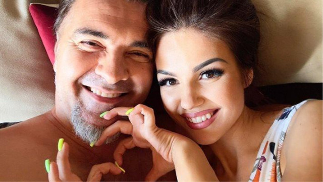 Романтична ваканция си подариха за 18 годишната от началото на връзката