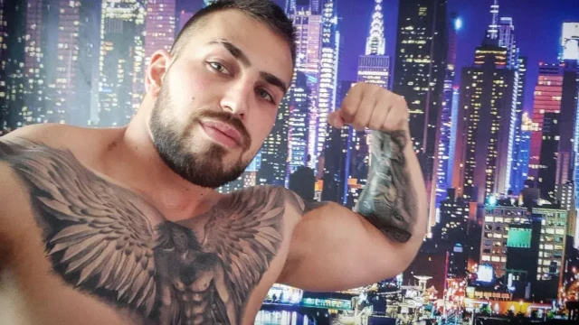 Виктор от Биг брадър се оказа зарязан отново Последното момиче