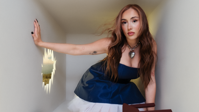 Красивата Дара Екимова от известно време е влюбена твърди мълвата