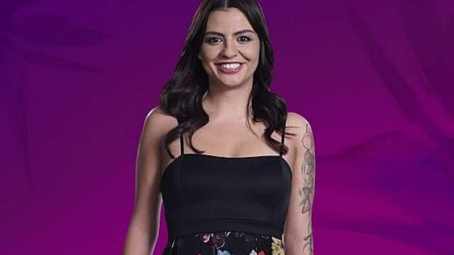 Деси избухна с признание че има фетиш към скъпи обувки