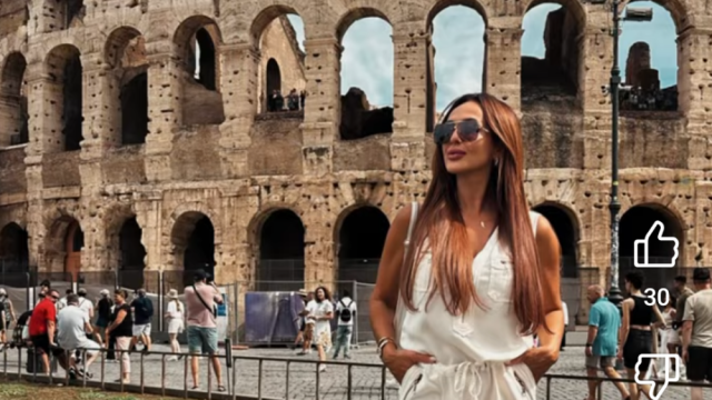 Фолкпевицата Глория се разходи през уикенда във Вечния град