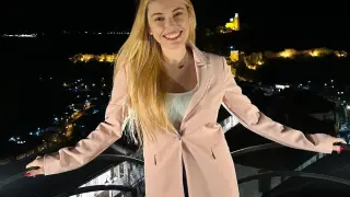 Блондинката с най-остър ум в „Traitors: Игра на предатели“ ходела на училище с бурка