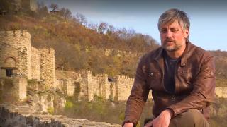 Секссимволът Владо Карамазов се запусна