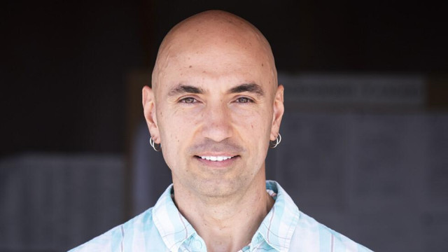 50 годишният Александър от Игри на волята има тайна актьорска кариера