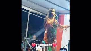 Галена РАЗБИ феновете с първо участие на живо след операцията на гласните струни (ВИДЕО)