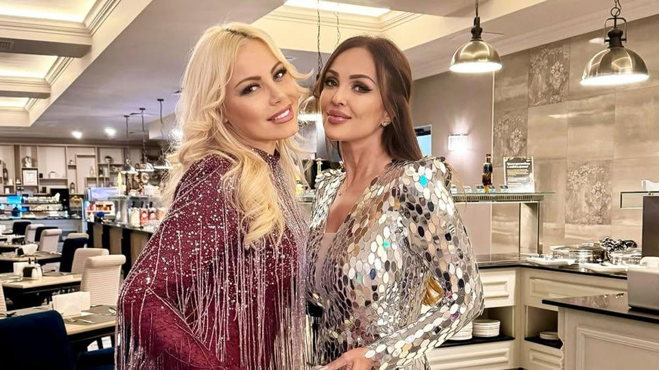 Камелия разплака Глория Камелия разплака Глория