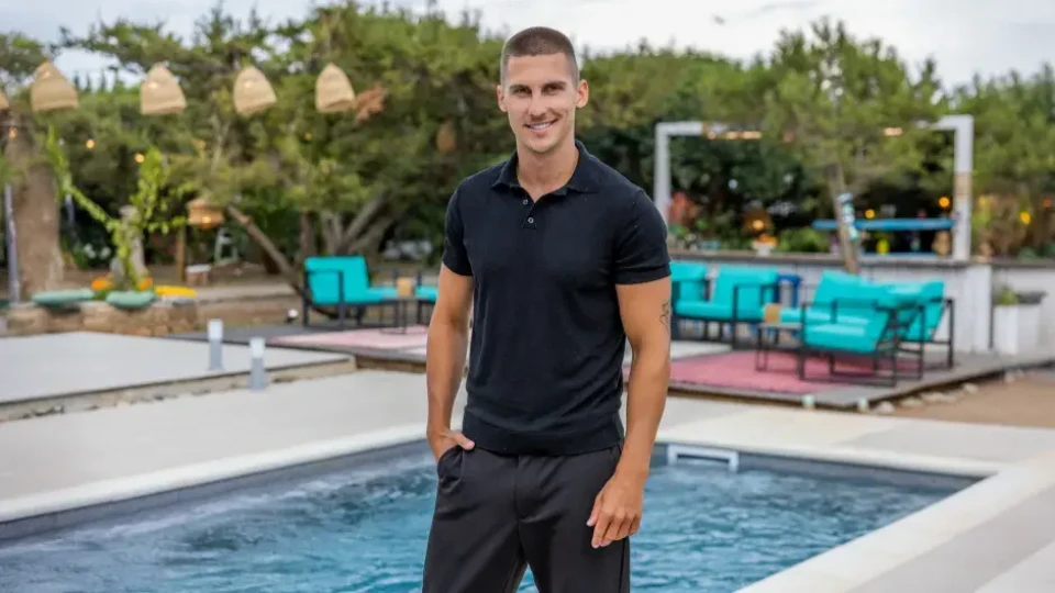 И Петър от "Ергенът" се оказа измамник -риалити героят си има гадже И Петър от "Ергенът" се оказа измамник -риалити героят си има гадже