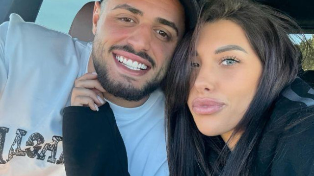 Cлед поредния си световен триумф българският щангист Карлос Насар отново