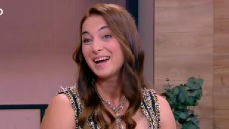 Голямата любов на Слави показа четирите си деца СНИМКИ Голямата любов на Слави показа четирите си деца СНИМКИ