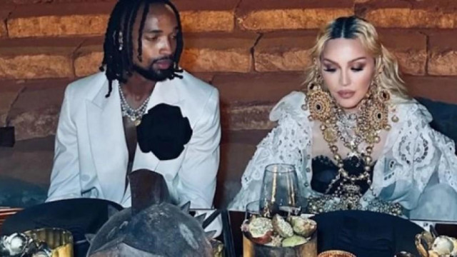 Мадона е сгодена за любимия си Акийм Морис въпреки 37