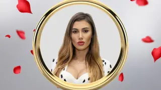 Йоана се подиграва на Елвиса: Пенсионер си