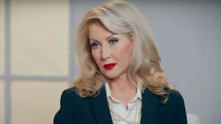 Любовни крушения, магия за смърт и изнасилване - ДРАМИТЕ в живота на любовницата на Вальо Топлото