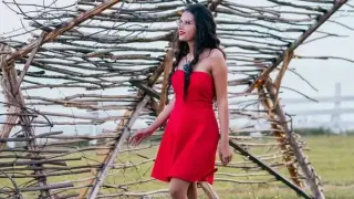 Евгения от "Диви и красиви" си напари дупарата