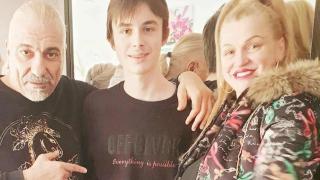 Майката на Давид се омъжила за ром, затова той избягал при баба си