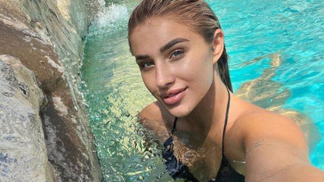 Екстремно посещение на басейн през ноември направи Елизабет Василева от Игри