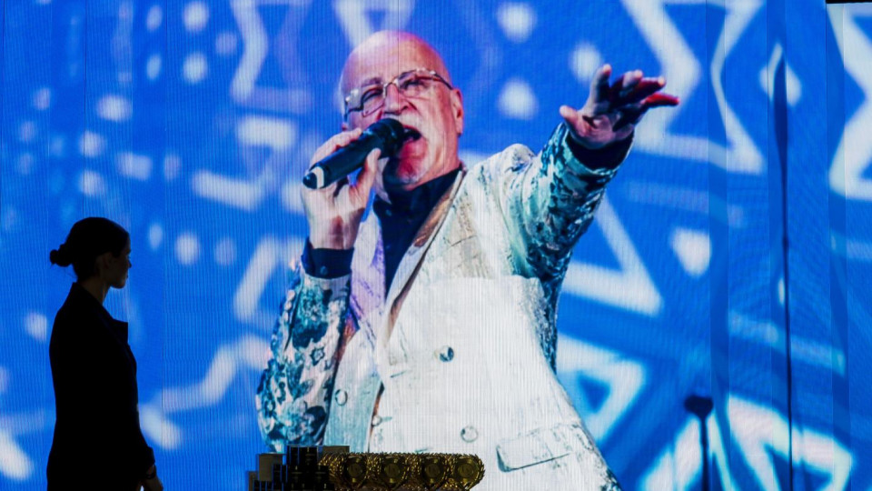 Йордан Караджов: Чувствам се успял защото чакам четвърто внуче, Лора ще ме награди с бебе