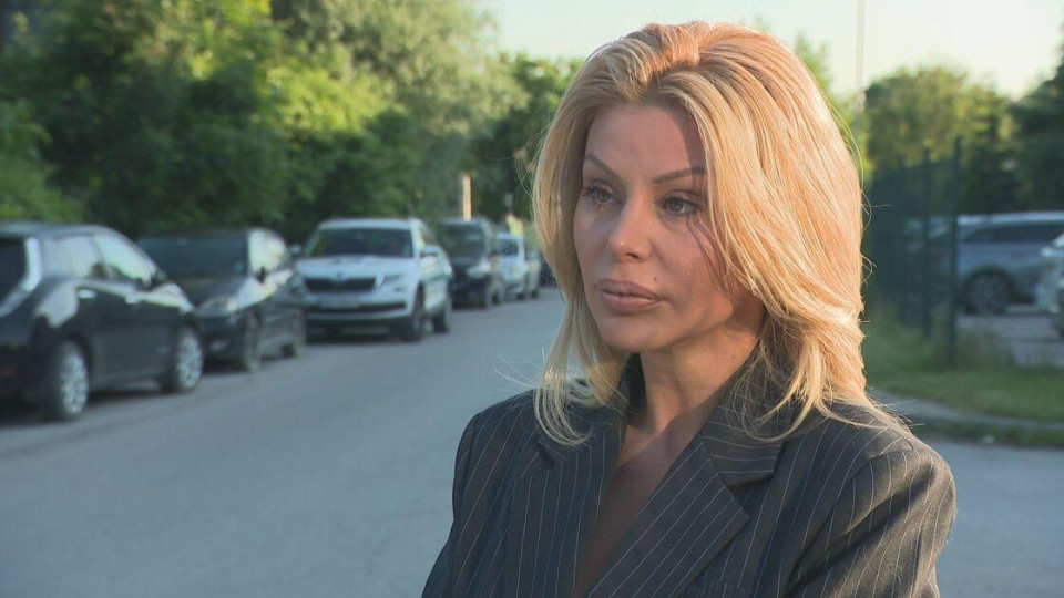 Светлана Василева избягала от катастрофа,  шофирала и крадена кола