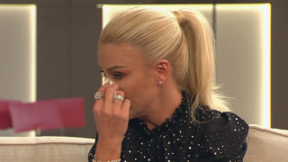 Милионерът Зиковски си прибра и телефона от Светлана Гущерова