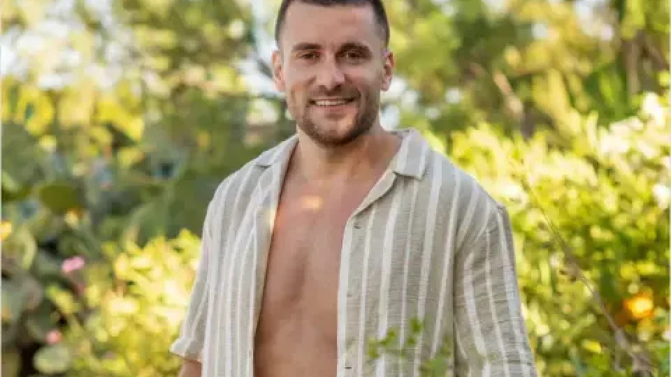 Виктор от „Ергенът” е бил със 108 жени, има чекмеджета със секс инструменти