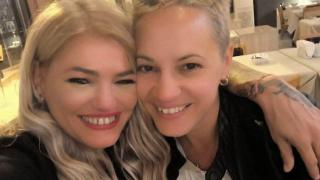 Жана със скандална изповед: Не съм се родила лесбийка, мъжете ме направиха такава