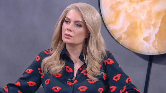 Венета Райкова  закъса за пари, моли се на телевизиите