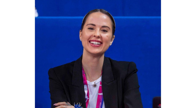 Тайнственият мъж до златното момиче Християна Тодорова е чужденец научи