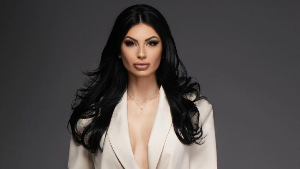 Мис България с болка за празниците: Спрете да си снимате разкоша