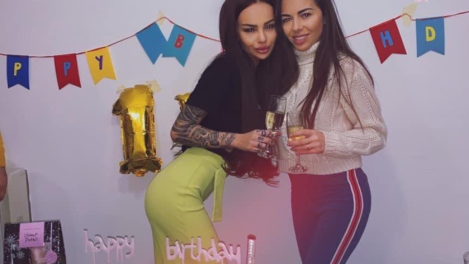 Сузанита се обясни в любов на сестра си