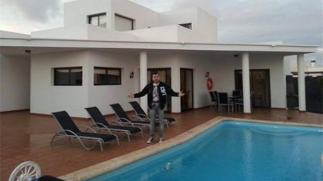 Отминаващата 2025 година се оказа изключително специална за един от