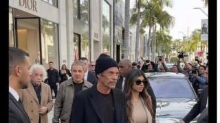 Мистър Бийн заби Миа Калифа