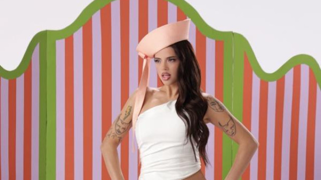 Дара купила акции в Барби