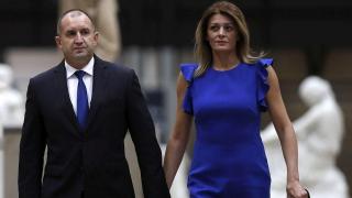 Радев планира ТАЙНА венчавка с Деси! Двамата ще вдигнат църковна сватба за имидж