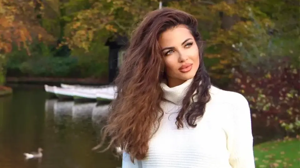 Райна не може да прежали майка си