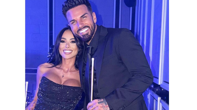 Благой Георгиев е първият мъж в живота на 26 годишната Мария Луиза