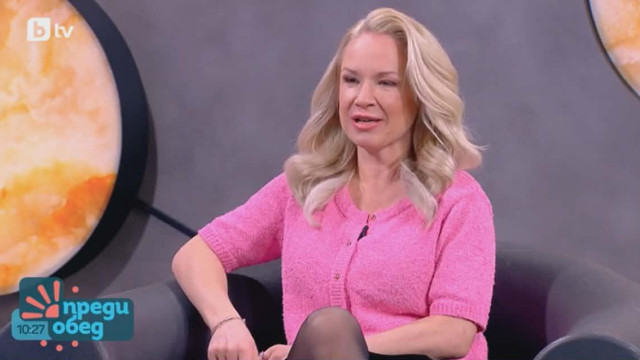 УЖАС! Лора Караджова  си смени лицето (Снимки)