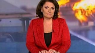 Смарт пръстен  или семпло бижу  носи Ани Салич?