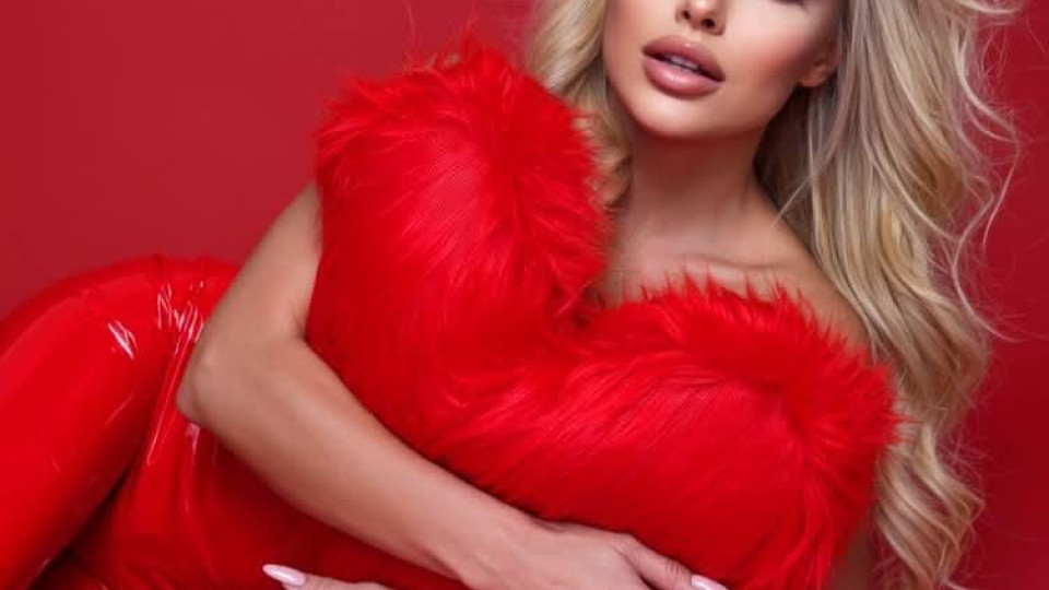 Юнона се закичи с две сърца за Свети Валентин