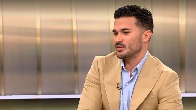 Галин вдигнал диоптъра