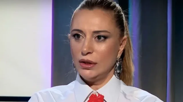 Известната българска певица актриса и писателка Ваня Щерева сподели откровено